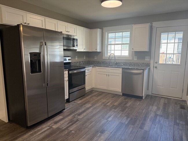 Photo - Beautiful 2 bed 1 bath Duplex