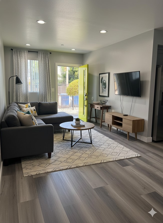 Photo - 1346 E Vernon Ave Unit 1346