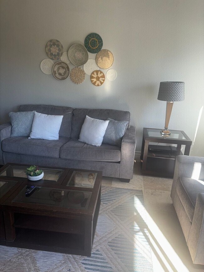 Photo - Meridian 1 Bed | 1 Bath Top-Floor Unit with Great City Views.Newly Upgraded with Laminate Floorin...