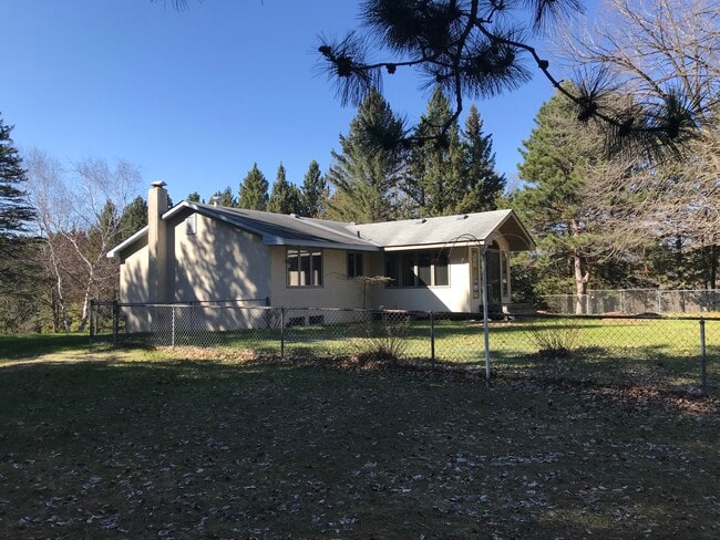 Photo - 9111 Stonebridge Trl N