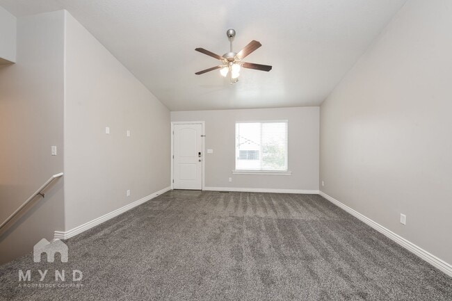 2251 E Maple Dr