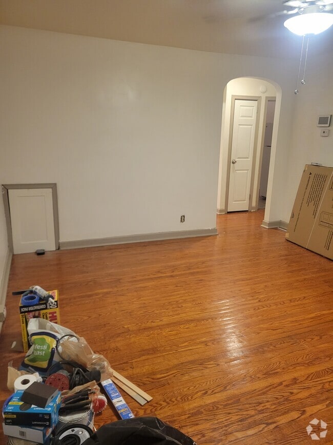 Building Photo - 1621 Murdoch Rd Unit 1 Rental