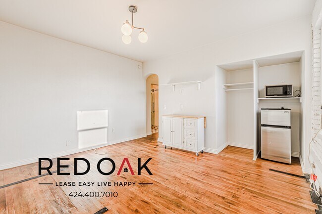 Photo - 2731 Beverly Blvd Unit 212