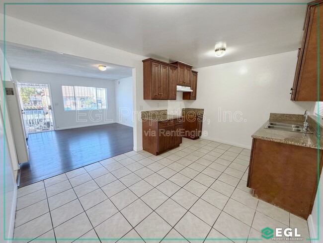 Photo - 126 Jullien St Unit 2