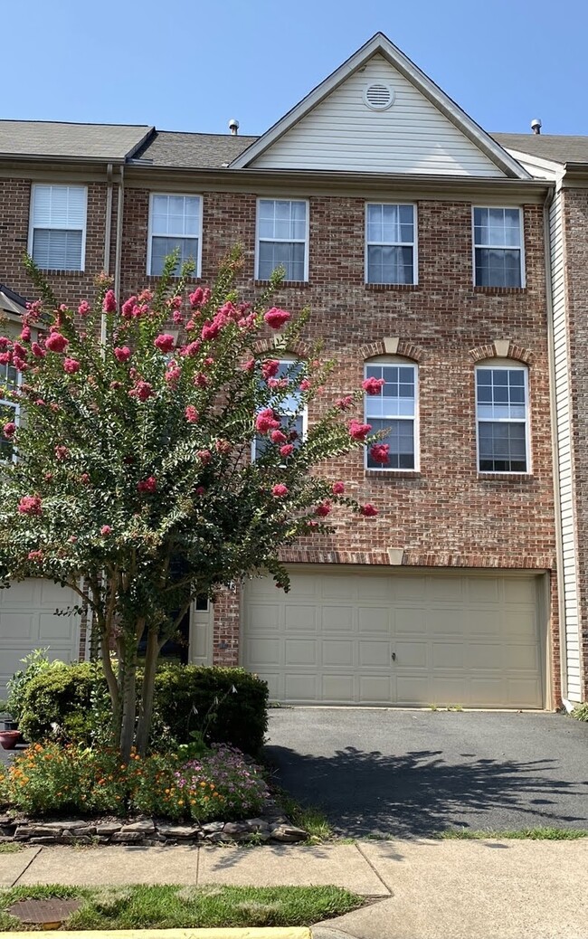 Photo - 4218 Trumbo Ct Townhome