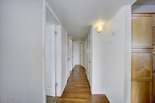 Photo - 3 Bedrooms | 2 Bathrooms | Washer & Dryer Included - OLD TOWN LITCHFIELD PARK