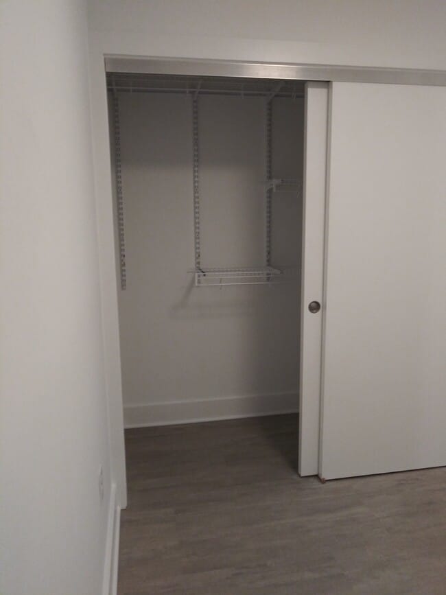 Photo - 425 N Prince St Unidad 006