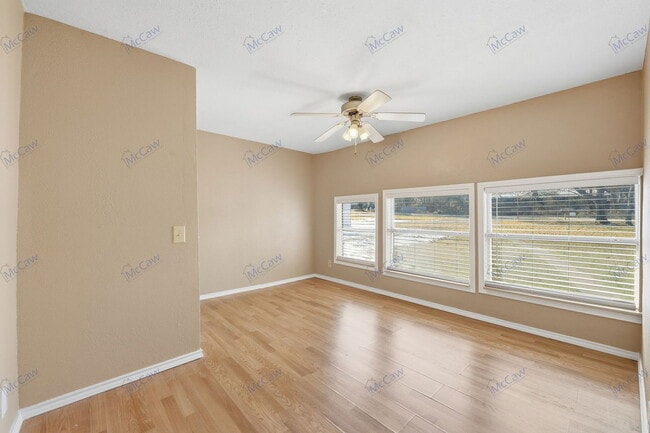 Photo - 1309 Oakridge Rd