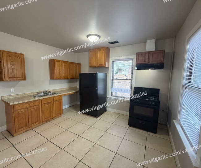 Photo - 461 Hayes St Unit 2 (2 E)