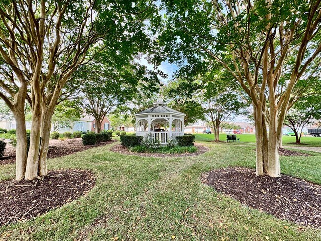 Photo - 3-Bedoom 1-Story Condo In Eagle Pointe! St...