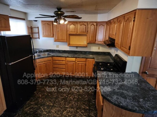 Building Photo - S7559 US-12 Unit E13