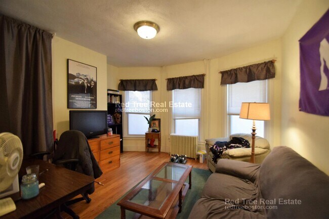 Photo - 37 Harvard St