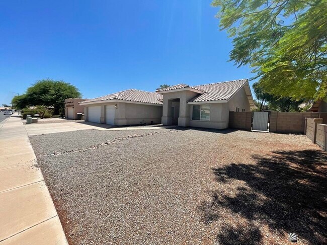 Photo - 4831 W 29th St