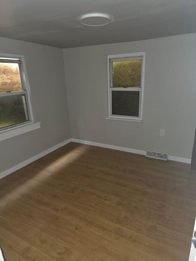 Photo - Spacious 3BD/2BA Home