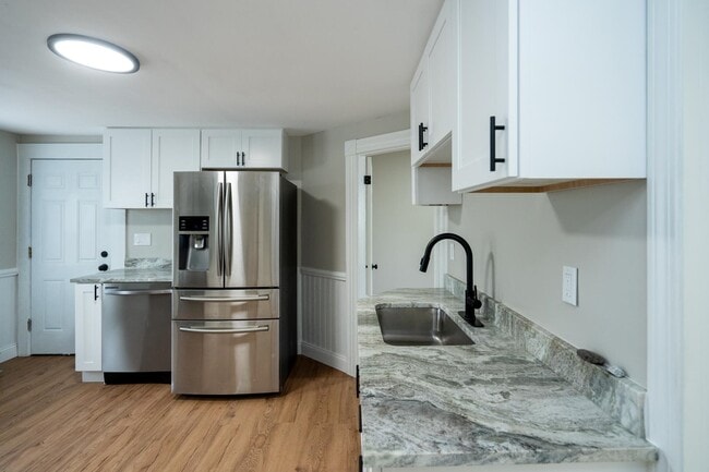 Building Photo - 124 Huntington Ave Unit 1