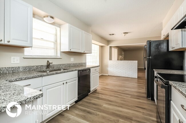Photo - 2528 NW 119th St