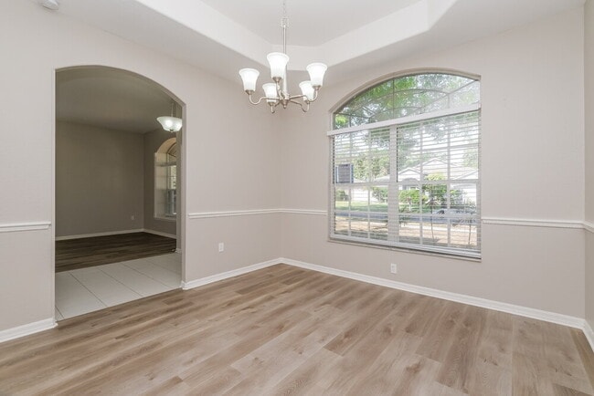 Photo - 3720 Hollow Wood Dr