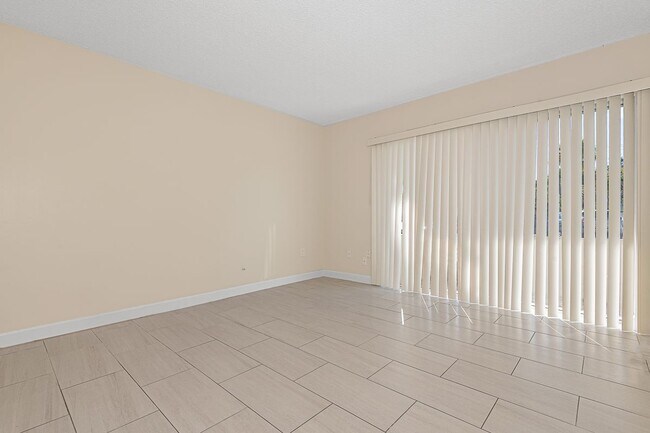 Photo - 7765 SW 86th St