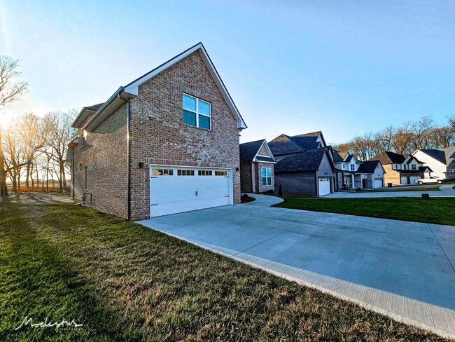 Photo - 1718 Oak Frst Dr