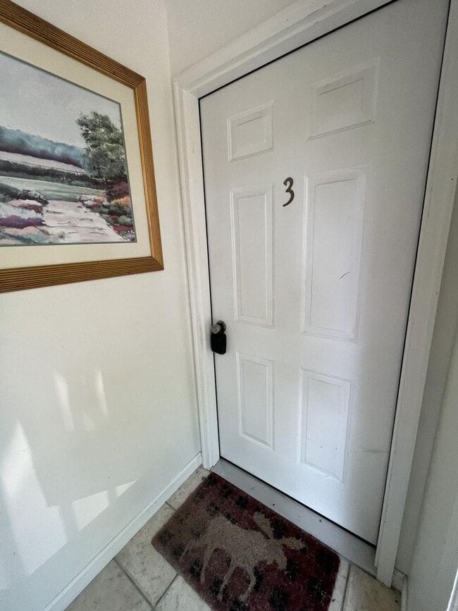 Photo - 3 bedroom, 1 bathroom unit in Wilmore- located on Asbury's campus!