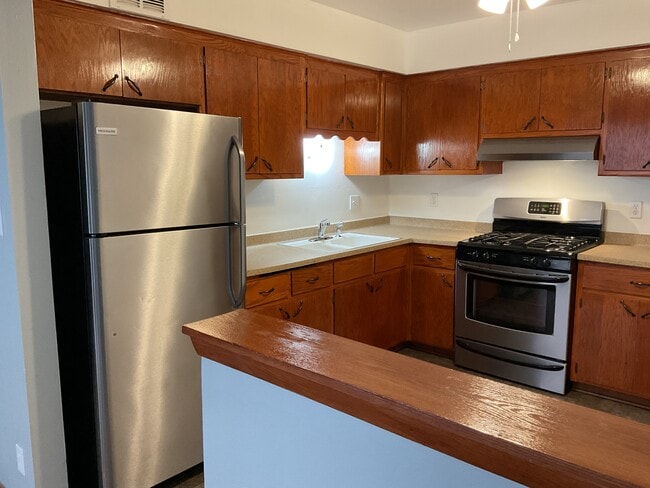 9729 - 9739 W Hampton Ave