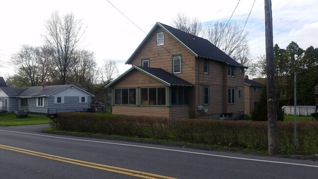 Building Photo - 4607 James St