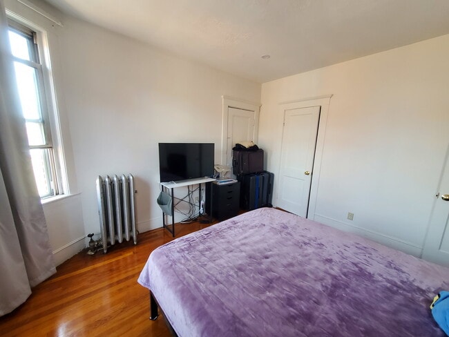 Photo - 11 Scottfield Rd Unit U12