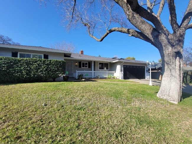 Photo - 3425 Gabilan Way