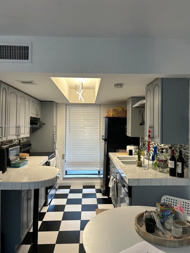 Photo - 3036 SW 27th Ave