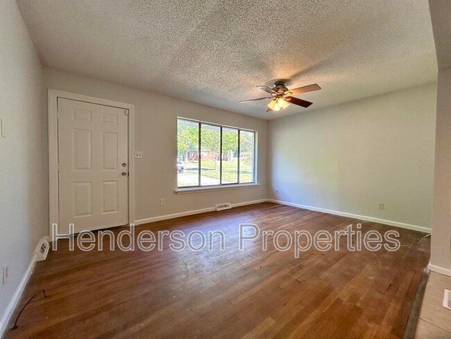 Photo - 908 Bilmark Ave