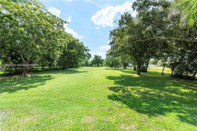 Photo - 224 E Acre Dr