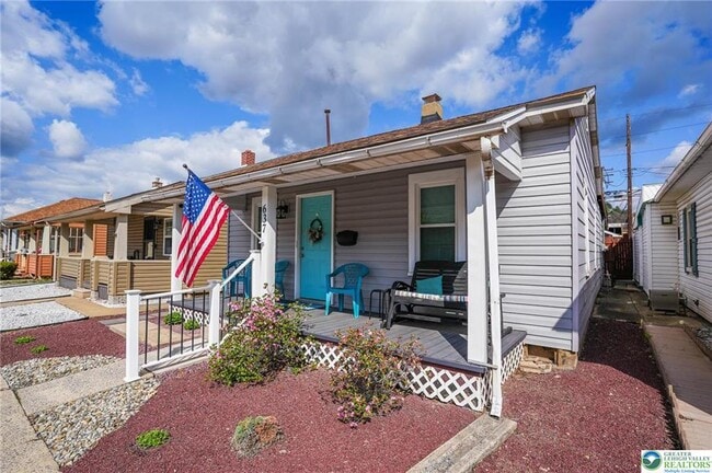 Photo - 637 Lehigh Ave