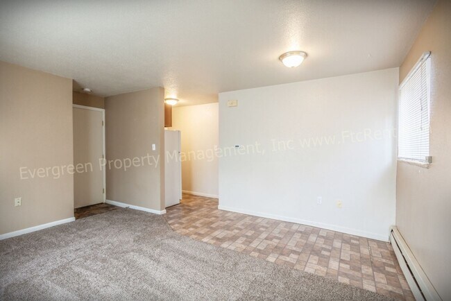 Photo - 1301 Burton Ct Unit 3