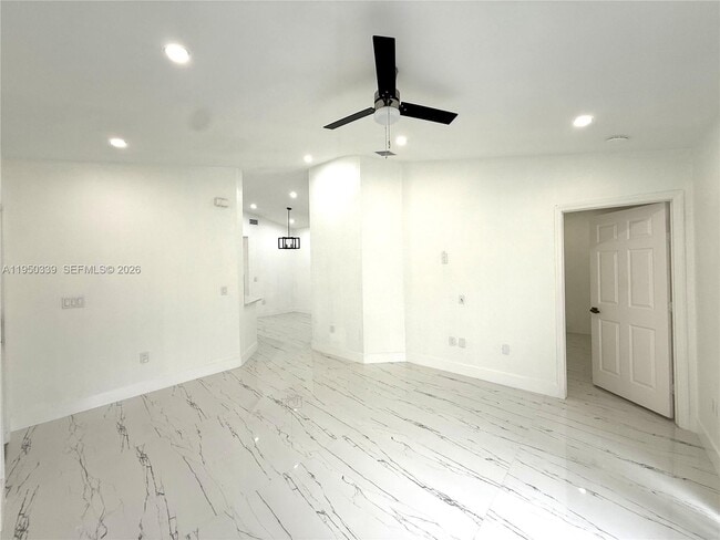 Photo - 8989 NW 53rd St