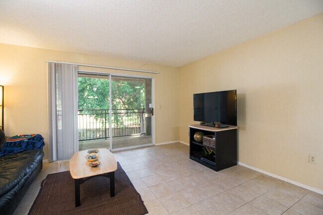 3705 SW 27th St Unidad 228