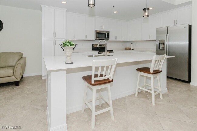 Photo - 6034 National Blvd Unit 523