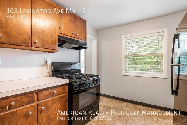 Photo - 103 Lexington Ave NW Unidad 2