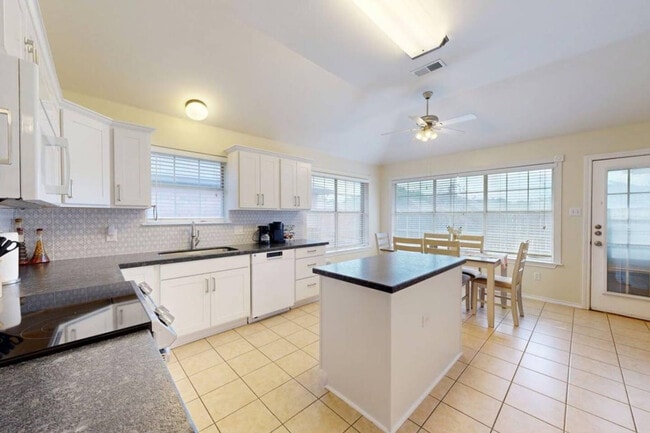 Photo - 810 Camellia Ct Unidad ID1328089P