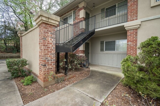 Photo - 2018 S Milledge Ave