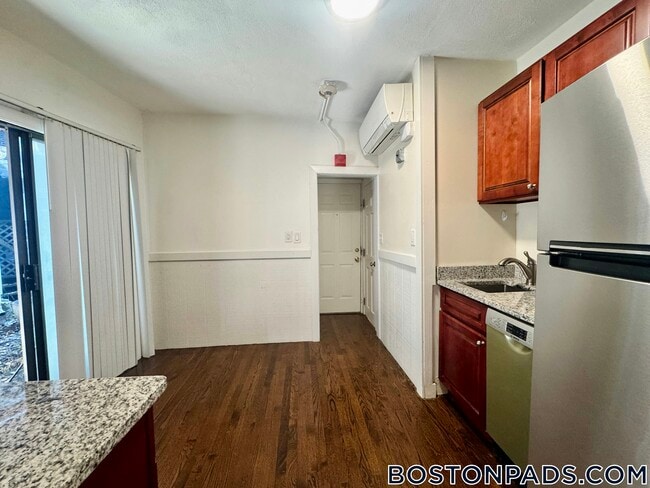 Photo - 4 Garden Ct St Unit 1C