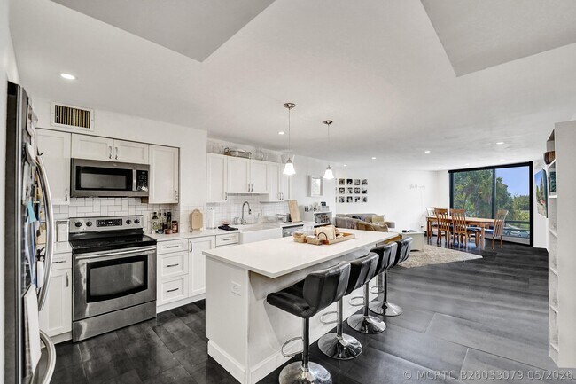 Photo - 3800 N Hills Dr Unit 301