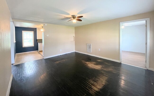 Photo - Spacious 3-Bedroom Home
