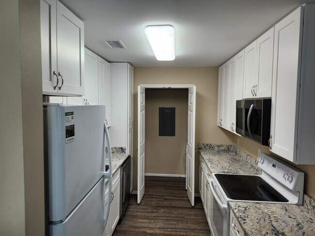 Photo - 50 Pebble Beach Cv Unit L-112