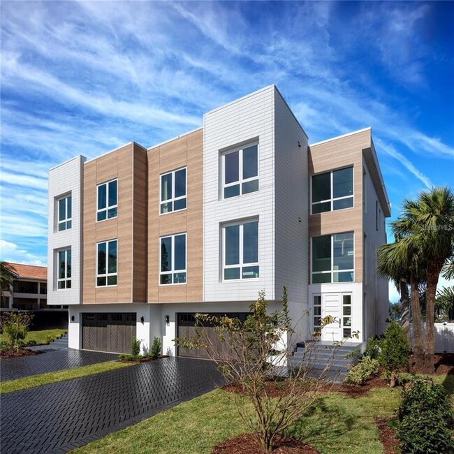 Building Photo - 344 Capri Blvd Rental