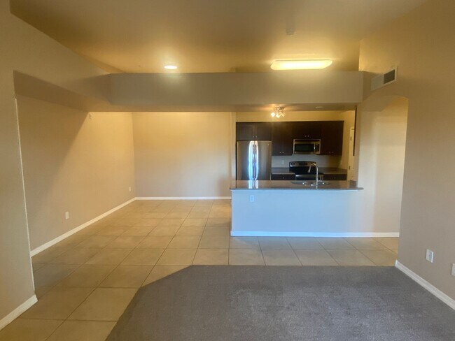 Photo - Spacious and Updated 3 Bed/2 Bath Condo w/Garage - Mesa Unit 3109