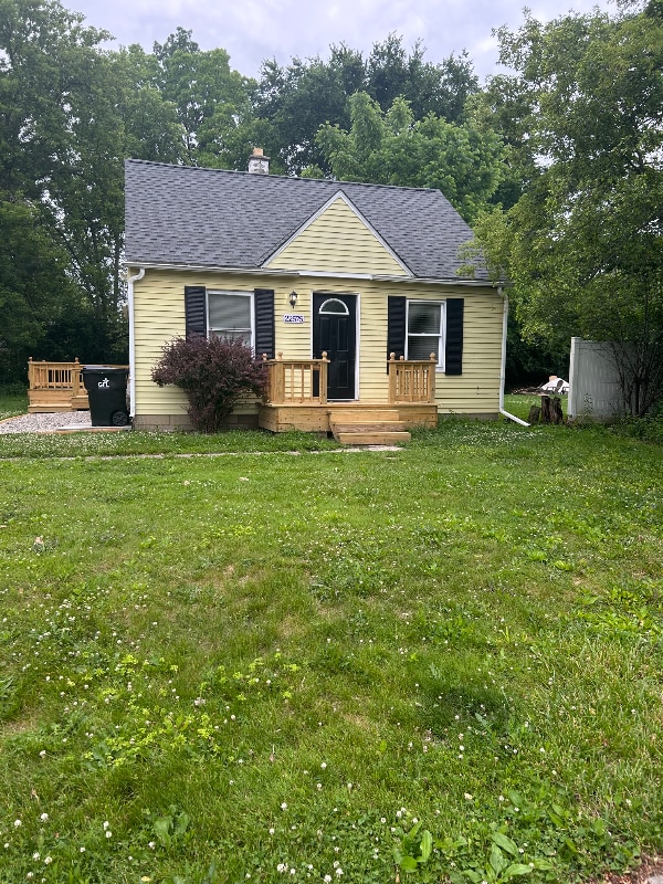 Building Photo - 22575 Albion Ave Rental