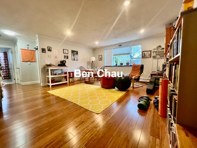 Photo - 6 Blair Pl Unidad 8B