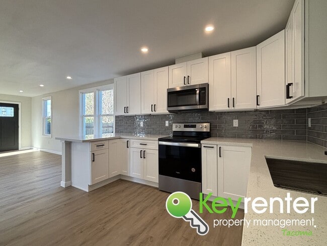 Photo - One of a Kind Multi-level Home in Tacoma!