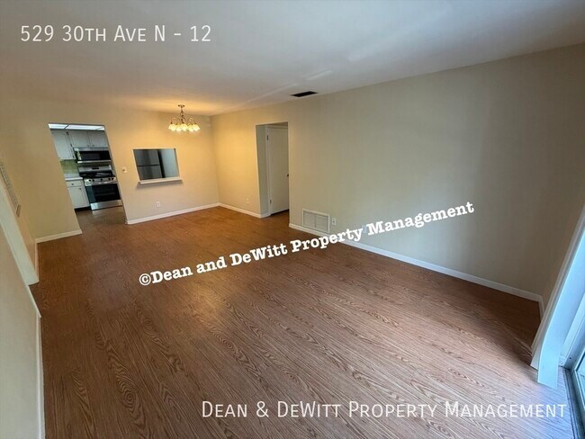 Photo - 529 30th Ave N Unidad 12