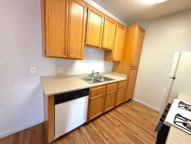 Photo - SPACIOUS 2BED/2BATH CONDO * FIRST FLOOR UNIT*
